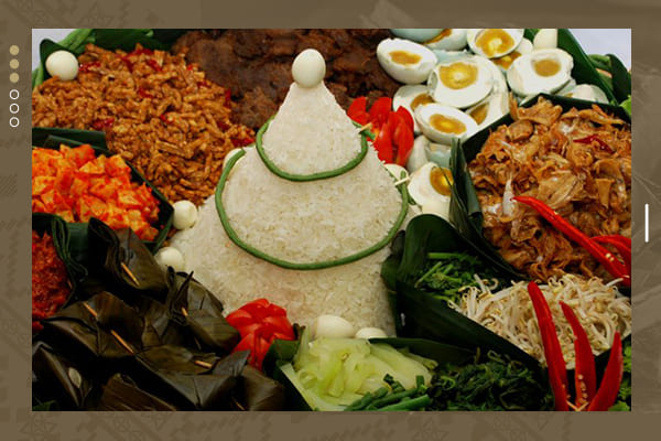 Tumpeng Nasi Padang